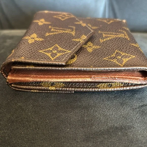 Louis Vuitton Monogram Vintage Wallet - Picture 6 of 16